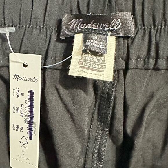 Madewell Pull-On Cargo Shorts Women's Medium Black Softdrape Elastic Waist NWT - Picture 5 of 12
